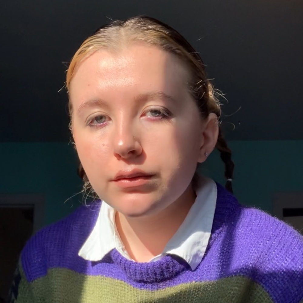 Meet your Posher, Maia